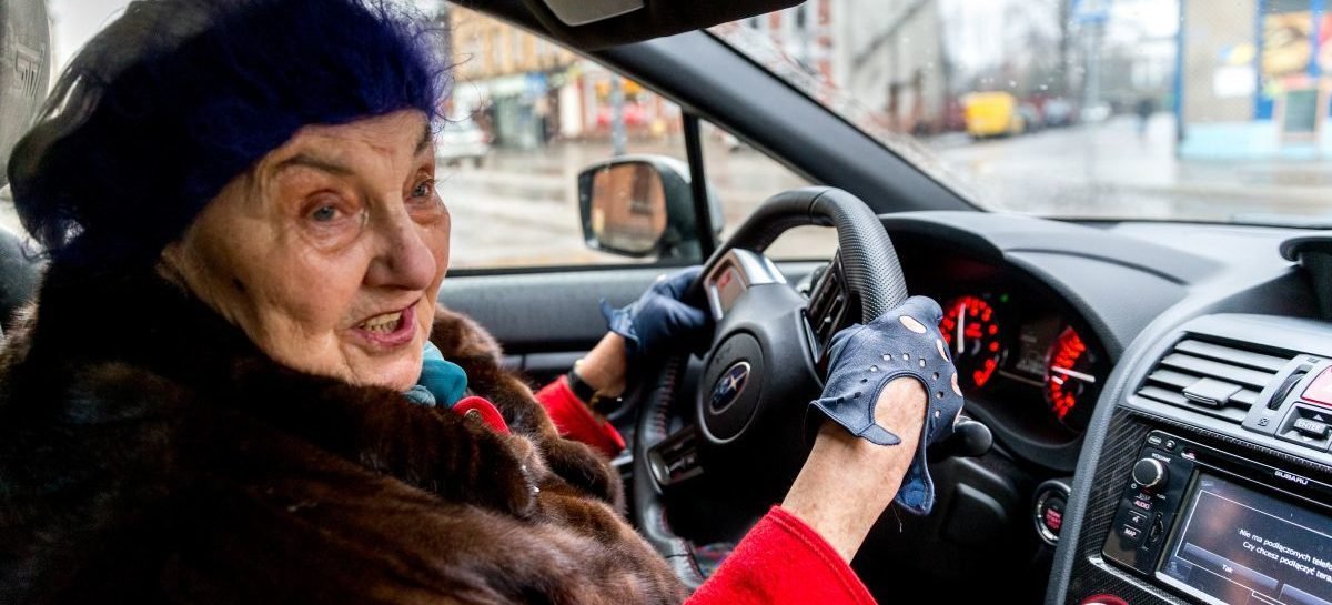 Оприлюднили новий список захворювань, з якими не можна сідати за кермо