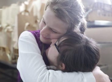 «Я хочу працювати». Для «сонячних дітей» відкрили пекарню