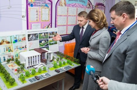 Марина Порошенко на Київщині обговорила із керівниками місцевого самоврядування питання створення мережі Інклюзивно-ресурсних центрів