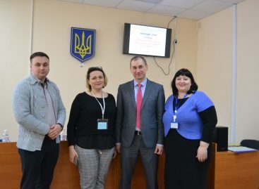 Суд вдосконалює роботу з відвідувачами, що мають інвалідність