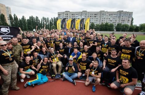 Президент: На тих, хто полетить до Сіднею, лягає величезна відповідальність – високо тримати українську планку на «Іграх Нескорених»