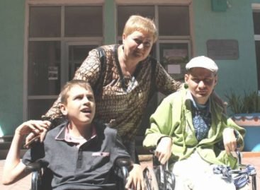 «Деточка, кончилась твоя жизнь…». Присвячується усім МАМАМ особливих дітей