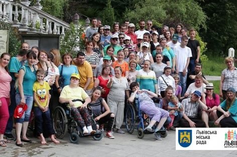 У Львові для людей з інвалідністю організували шість пізнавальних мандрівок