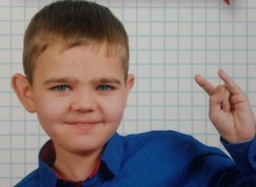 “Мамо, покатай мене з вітерцем”: як в Україні живуть “забуті” діти з м’язовою дистрофією
