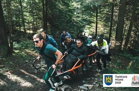 Проєкт On3wheels, що організував 22 походи в гори для людей з інвалідністю, підсумував другий сезон подорожей
