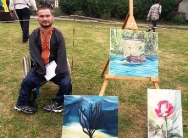 Хвороба – не вирок, або Шедеври, написані… губами