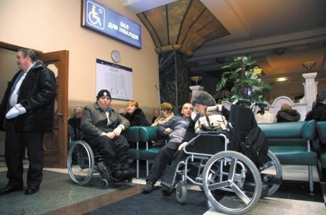 Міжнародний день осіб з інвалідністю: що Укрзалізниця робить для мобільності?