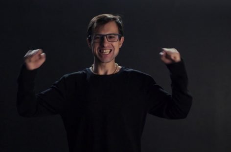 До дня людей з інвалідністю на пісню гурту One Planet Orchestra зняли кліп жестовою мовою