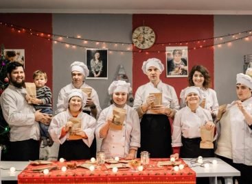 «Любов, яка лікує»: чернівчанка вчить людей з інвалідністю готувати корисні сніданки