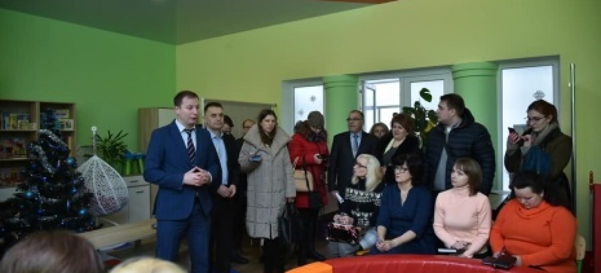 Степан Барна поспілкувався з педагогами, які працюють в умовах інклюзивного навчання
