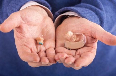 Мінфін обіцяє забезпечити кохлеарними імплантами усіх дітей, які їх потребують