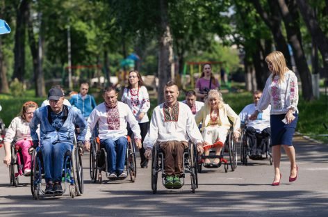 У Луганській та Донецькій областях проведено перший в Україні фестиваль-конкурс сімейних пар з інвалідністю «Світ без обмежень»