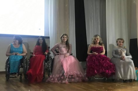 У Франківську обрали «Королеву Прикарпаття 2019» серед дівчат з інвалідністю