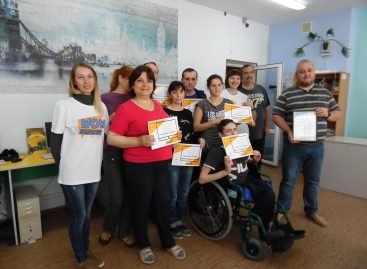 В обласному центрі комплексної реабілітації осіб з інвалідністю можна одночасно лікуватися та опанувати професію