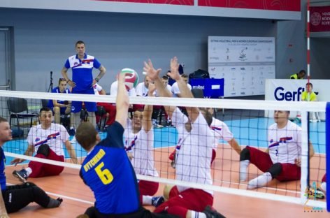 Українські волейбольні команди успішно розпочали чемпіонат Європи з волейболу сидячи