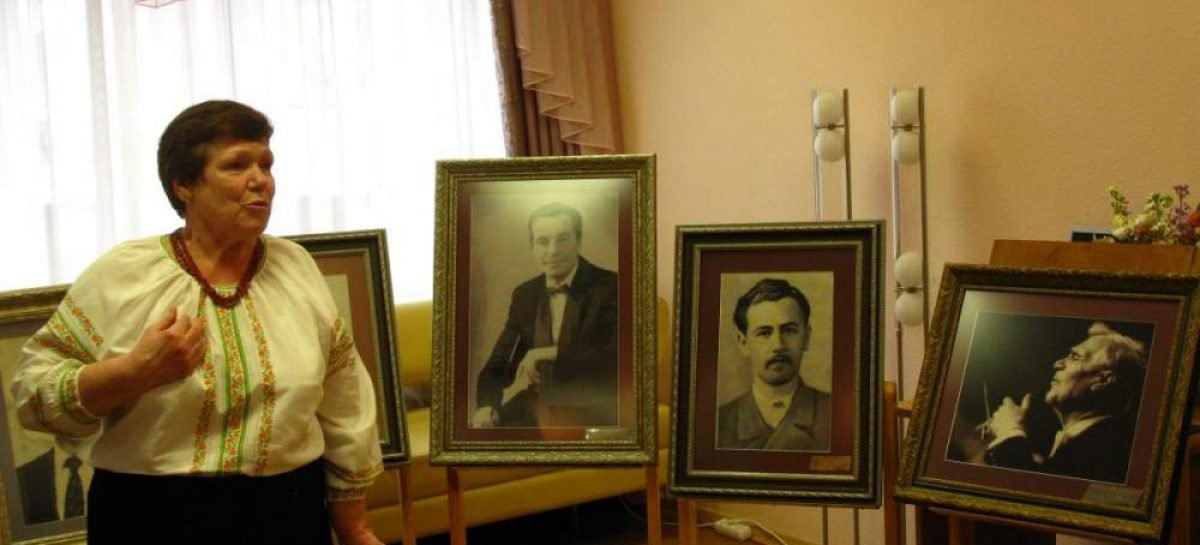 У Музеї писанки в Коломиї представлено 30 вишиваних портретів видатних українців
