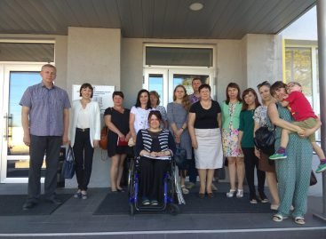Нічого для нас без нас: участь людей з інвалідністю у прийнятті рішень на місцевому рівні