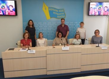 Уперше в Україні буде створено цикл дитячих пізнавальних телепрограм із перекладом на жестову мову за участю дітей-митців з інвалідністю