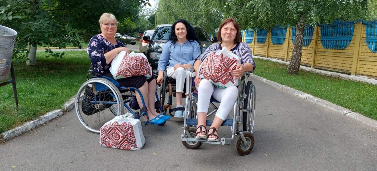 40 жінок з інвалідністю на Буковині отримали гуманітарну допомогу