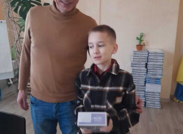 Усі діти повинні мати вільний доступ до освіти! / Every child should have access to education!