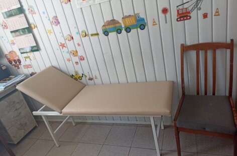Забезпечення медичних закладів Сторожинецької громади новим обладнанням завдяки проєкту «Криза в Україні»